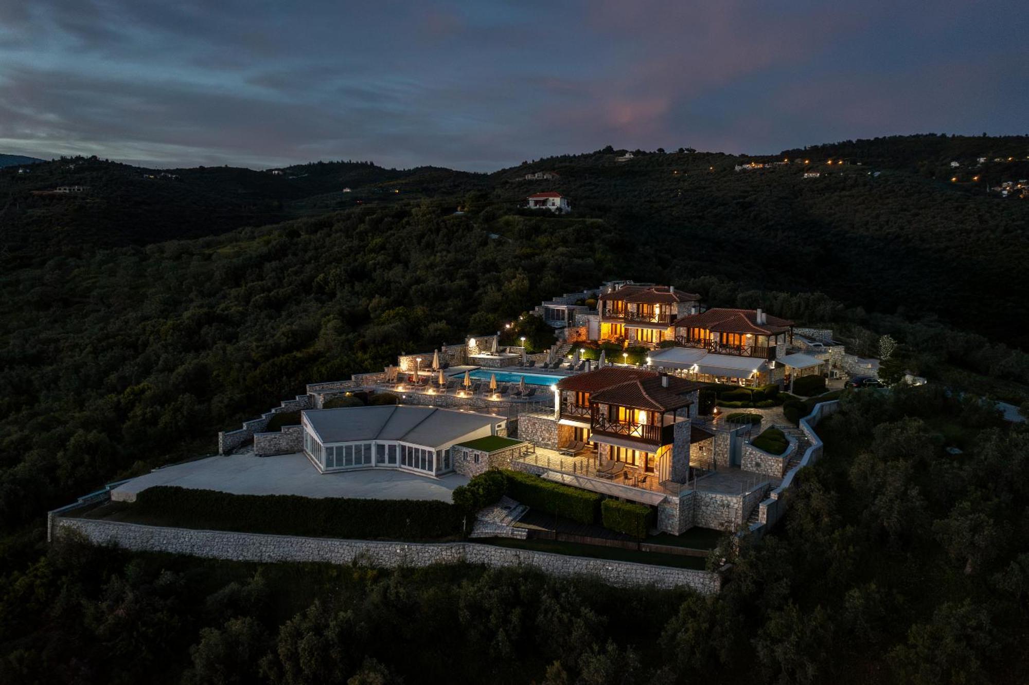 Karavia Lux Inn Afissos Exterior foto