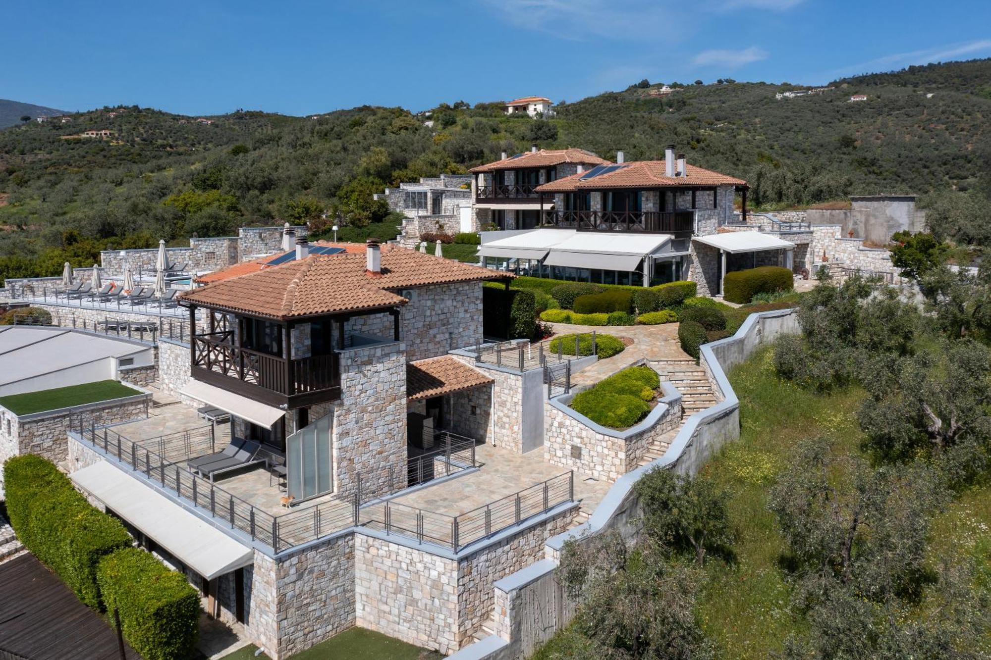 Karavia Lux Inn Afissos Exterior foto